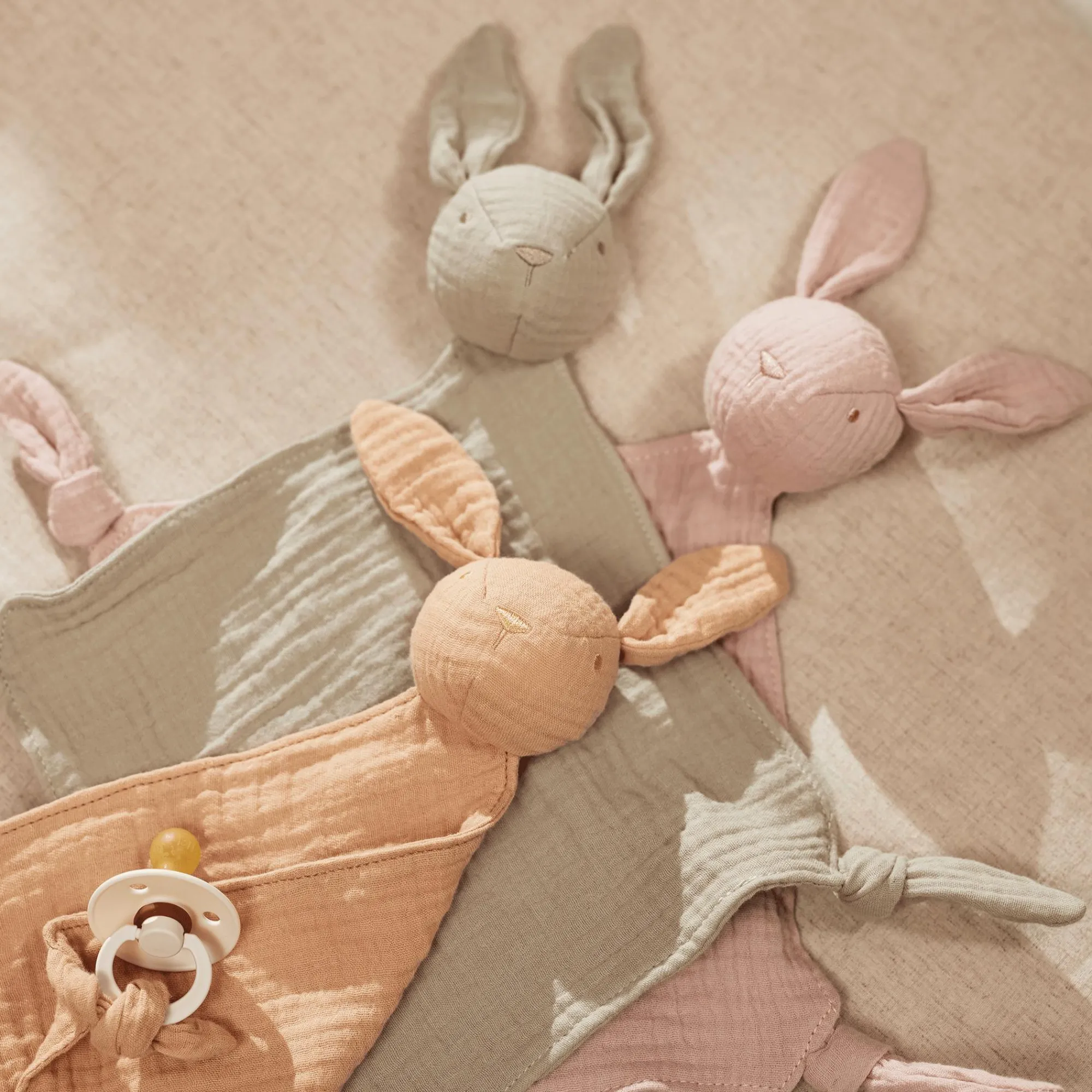 Online Schmusetuch Bunny Ears Moonstone Schmusetücher